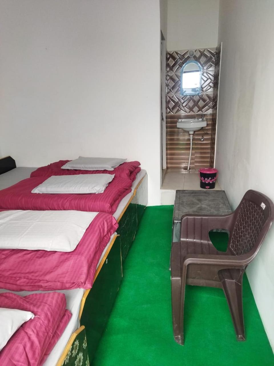 Hotel Narayana Residency Gupta Kāshi Exteriör bild